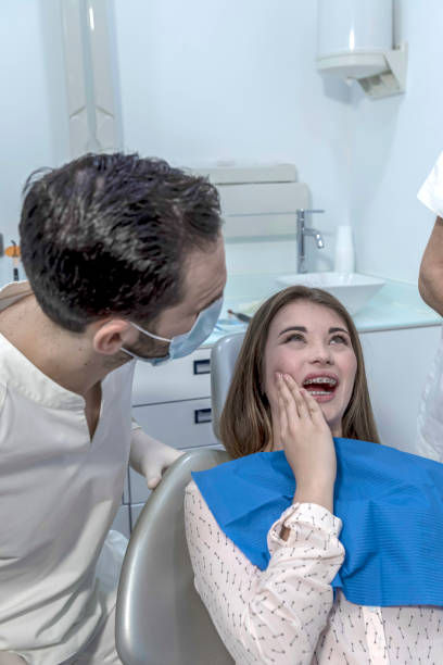 Best Urgent Care for Lost Fillings or Crowns in Meiners Oaks, CA